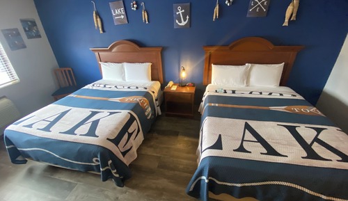 LAKE THEMEE  2 QUEEN BED