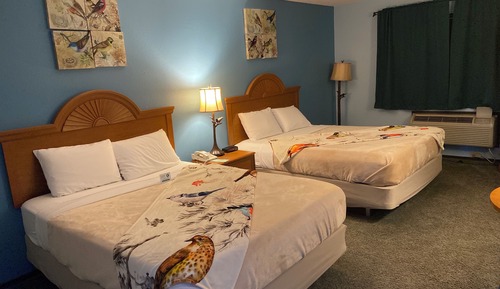 BIRDS  2 QUEEN BED