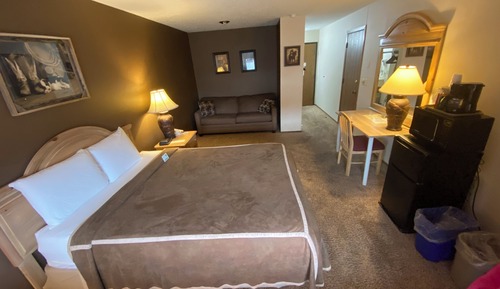 WESTERN HORSES  1 QUEEN BED