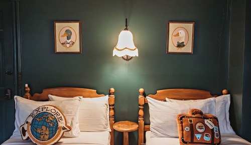 Family Room, Multiple Beds