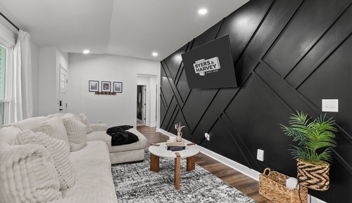 House (4 Bedrooms)