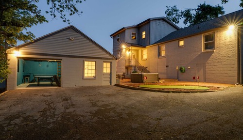 House (3 Bedrooms)