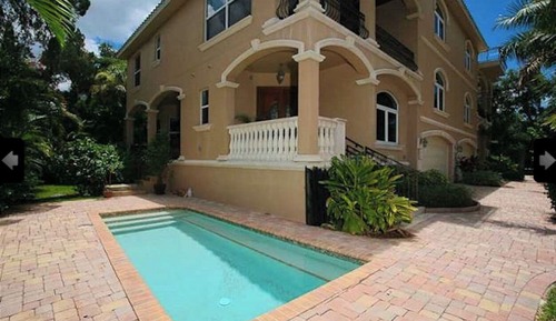 Villa (4 Bedrooms)
