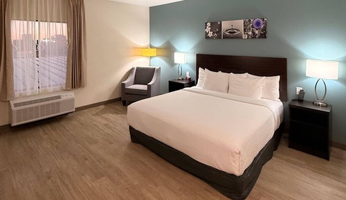 Room, 1 King Bed, Accessible, Non Smoking