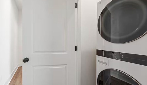 Luxury Townhome, 2 Bedrooms