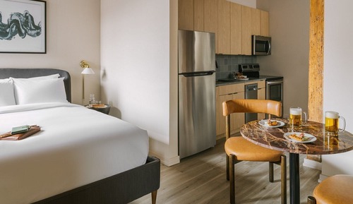 Comfort Studio, 1 Queen Bed, Kitchen