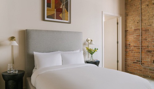 Comfort Apartment, 1 Queen Bed, City View