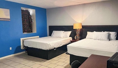 Room, 2 Queen Beds, Smoking (Refrigerator & Microwave)