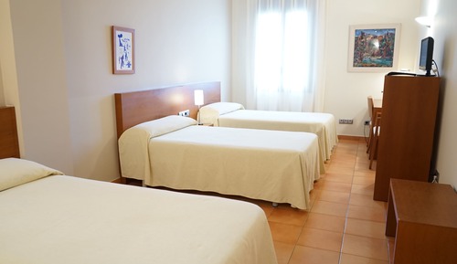 Comfort Triple Room