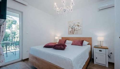Apartment (A4)