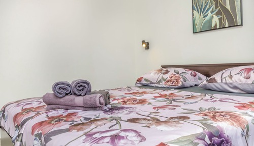 Apartment (A2)