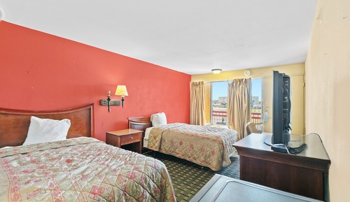 Room, 2 Queen Beds, Non Smoking