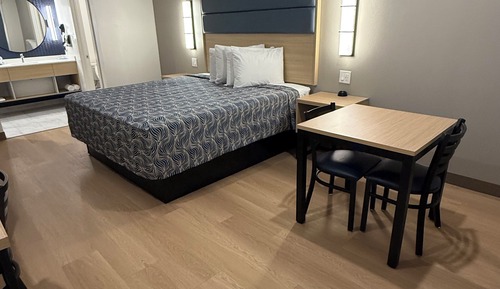 Deluxe Single Room