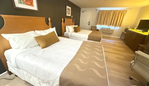 Standard Room, 2 Queen Beds, Non Smoking