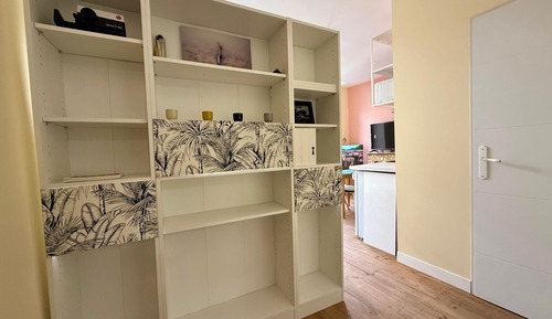 Superior Studio, City View
