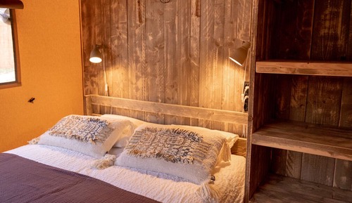Nature Lodge