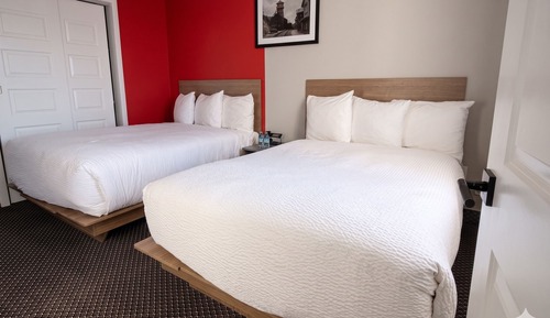 Suite, 2 Double Beds, Non Smoking