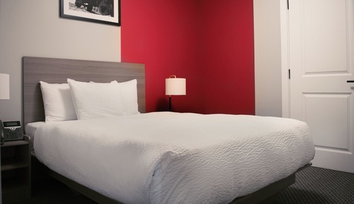 Suite, 1 Queen Bed with Sofa bed, Non Smoking
