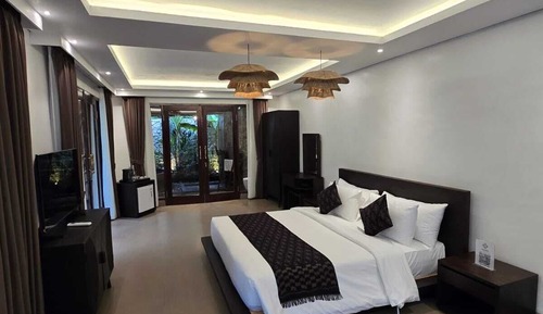 One Bedroom Villa with River View