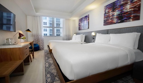 Classic Studio Suite, 2 Queen Beds, Non Smoking, Balcony