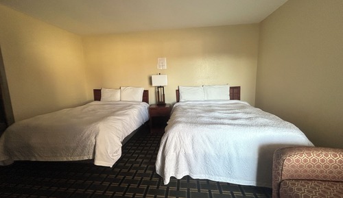 Room, 2 Queen Beds, Non Smoking