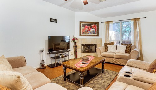 House (3 Bedrooms)
