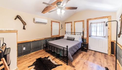 Standard Cabin