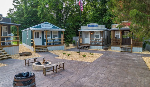 Superior Cabin, Garden View