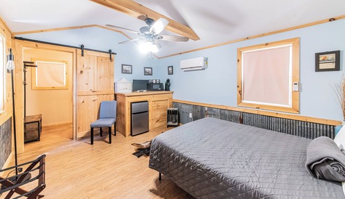 Superior Cabin, Garden View