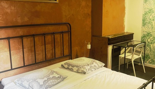 Double or Twin Room, 1 Queen Bed, Garden View
