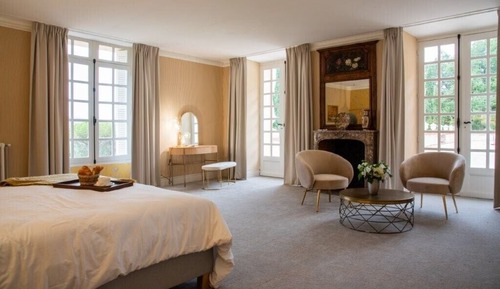 Honeymoon Suite, Mountain View