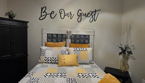Suite, 1 Queen Bed