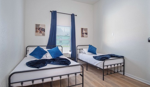 Apartment (3 Bedrooms)