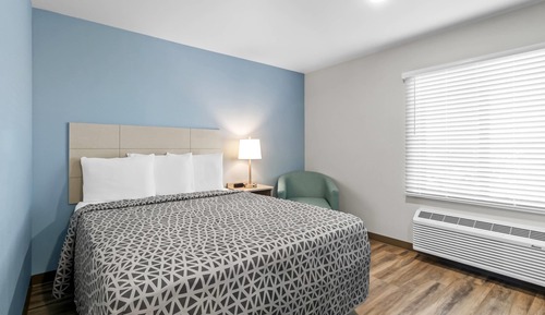 Suite, 1 Queen Bed, Non Smoking