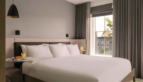 Superior Room, 1 King Bed