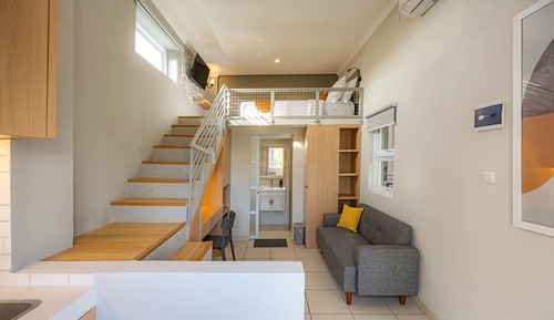 Premium Room, Mezzanine