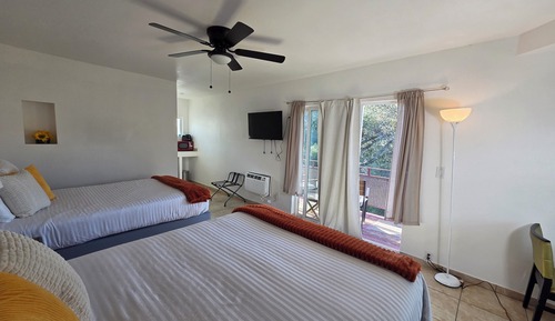 Grand Room, 2 Queen Beds, Pets Allowed, Mountain View