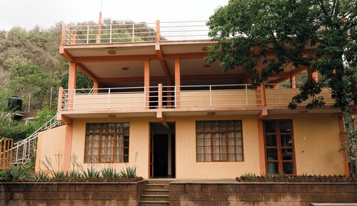 Family Cabin, Garden View