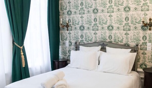 Traditional Double Room, Courtyard View