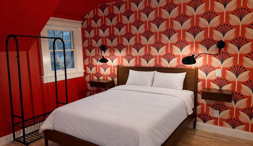 Double Room, 1 Queen Bed