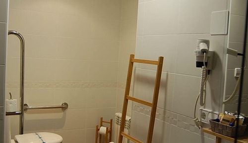 Comfort Room, Mountain View