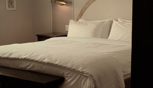 Deluxe Room, Lake View
