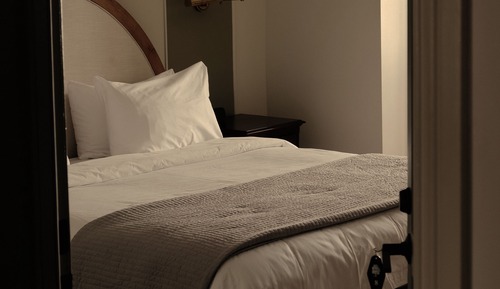 Deluxe Room, Lake View