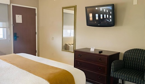 Standard Room, 1 Queen Bed, Non Smoking