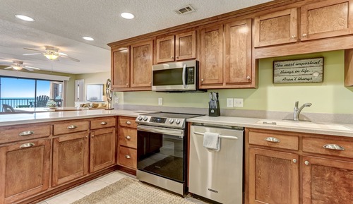 Condo, 3 Bedrooms