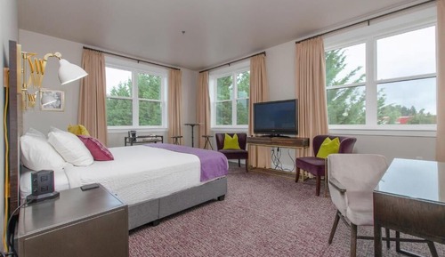 Standard King Room