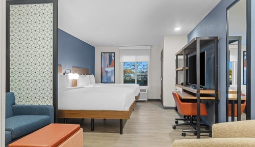 Standard Room, 2 Queen Beds, Non Smoking