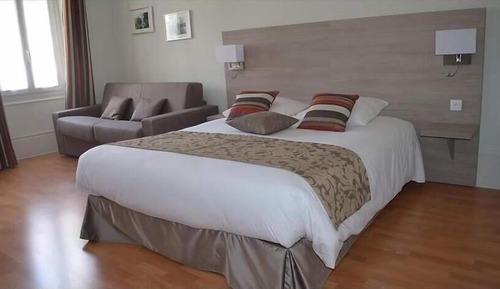 Superior Quadruple Room, City View