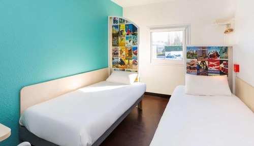 Premium Twin Room