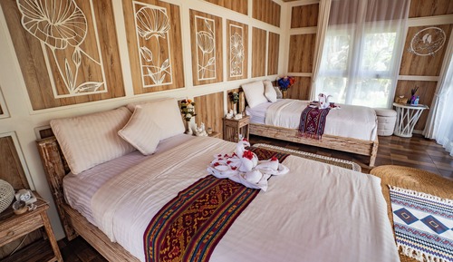 Family Villa, 2 Queen Beds, Air conditioning, River View